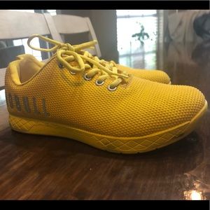 Bright yellow Nobulls